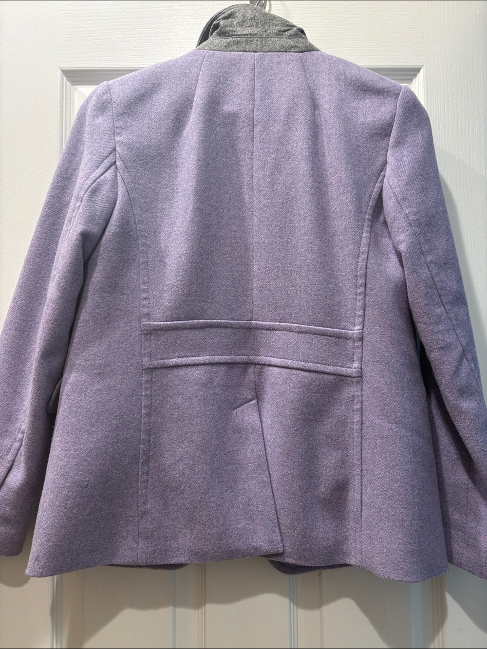 TALBOTS WOOL BLAZER- size 4 - Picture 6 of 6